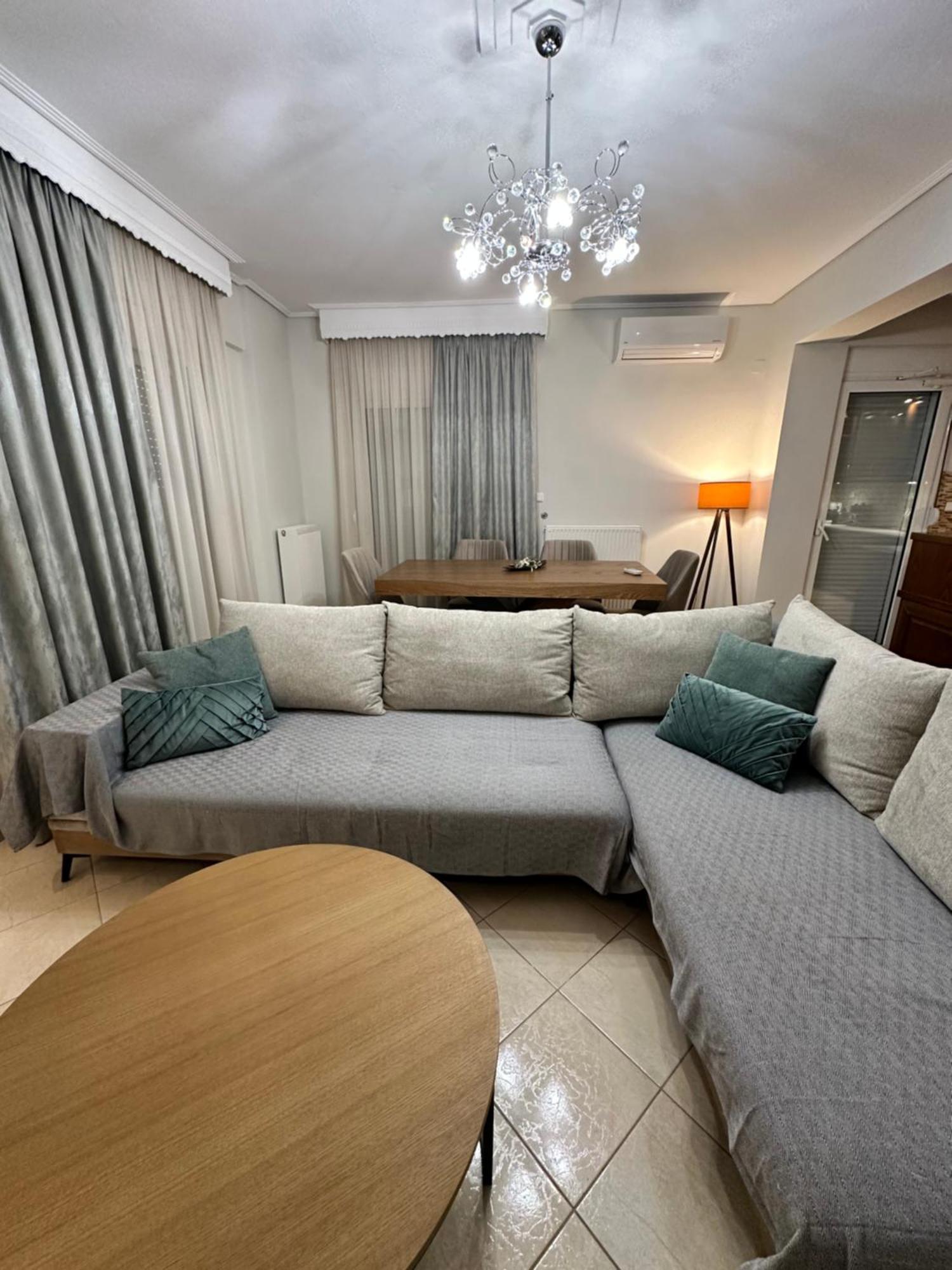 Mandalena Luxury Larissa Apartment المظهر الخارجي الصورة